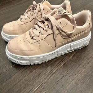 Nike light pink Sneakers